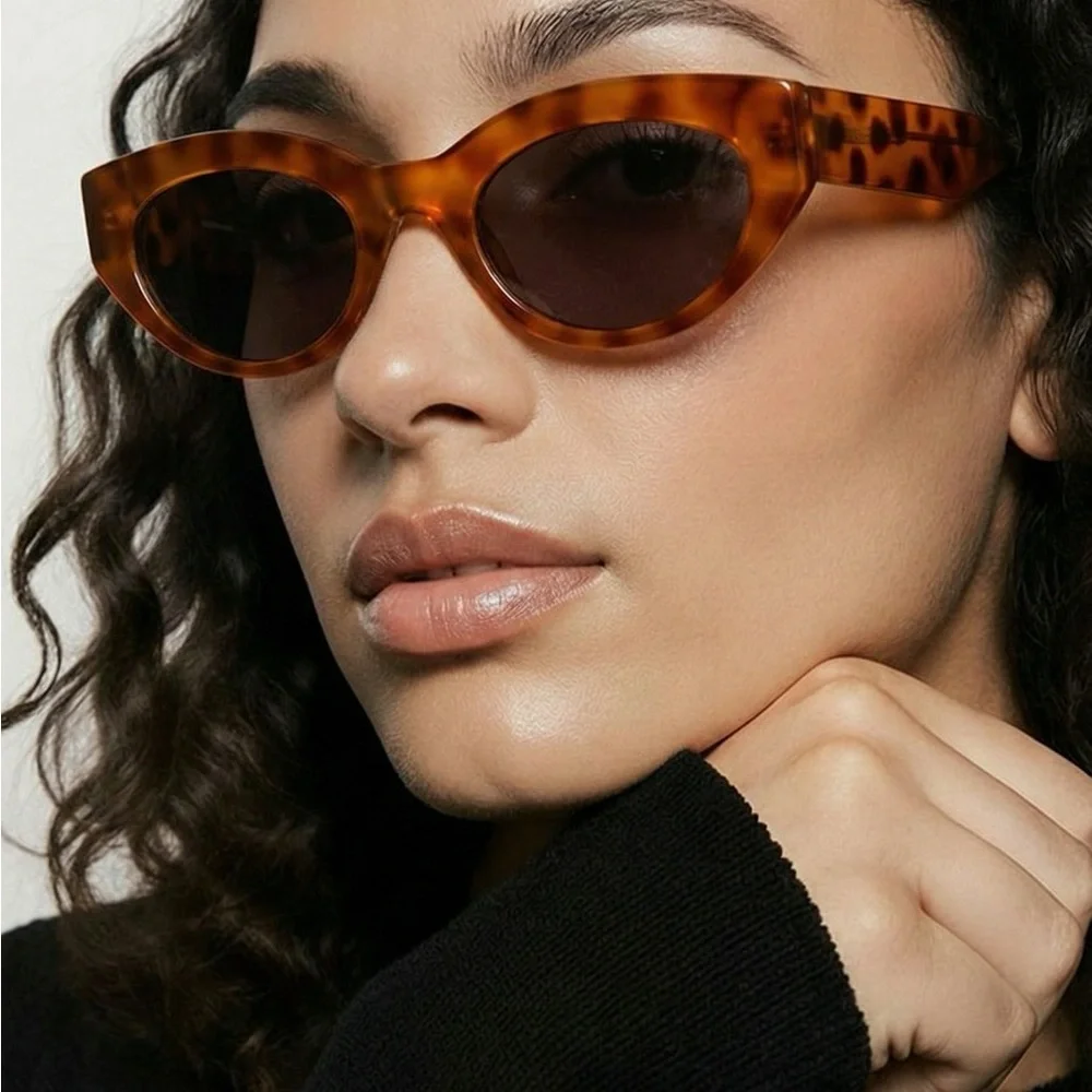 Corlin Eyewear Tortoiseshell Cat-Eye Sunglasses - UV Protection Tinted Lens